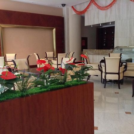 New Times Hotel Shenzhen Railway Station Екстер'єр фото