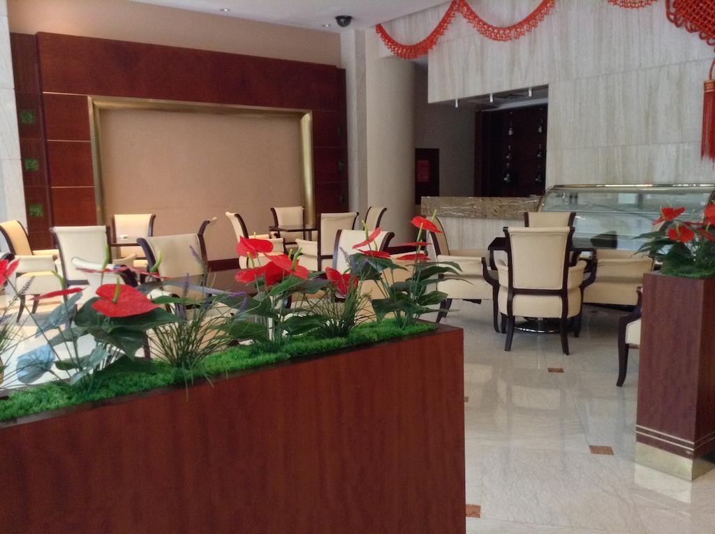 New Times Hotel Shenzhen Railway Station Екстер'єр фото