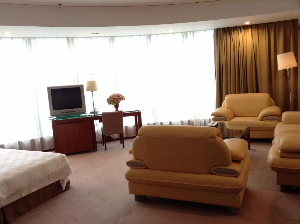 New Times Hotel Shenzhen Railway Station Екстер'єр фото