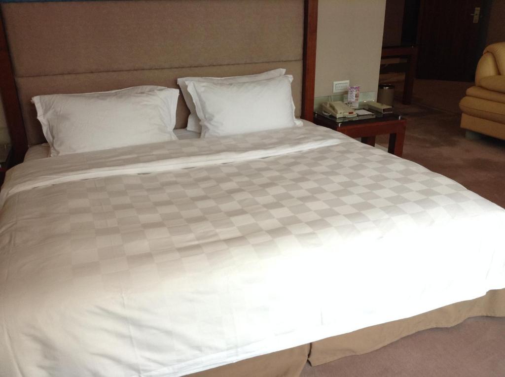 New Times Hotel Shenzhen Railway Station Екстер'єр фото