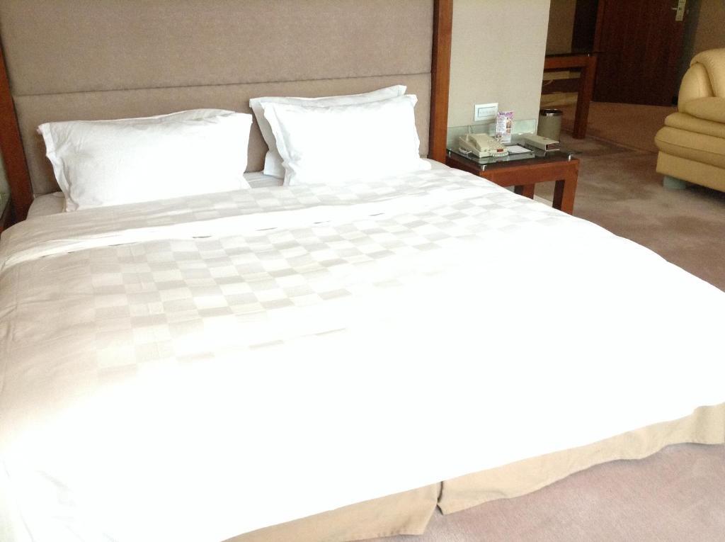 New Times Hotel Shenzhen Railway Station Екстер'єр фото