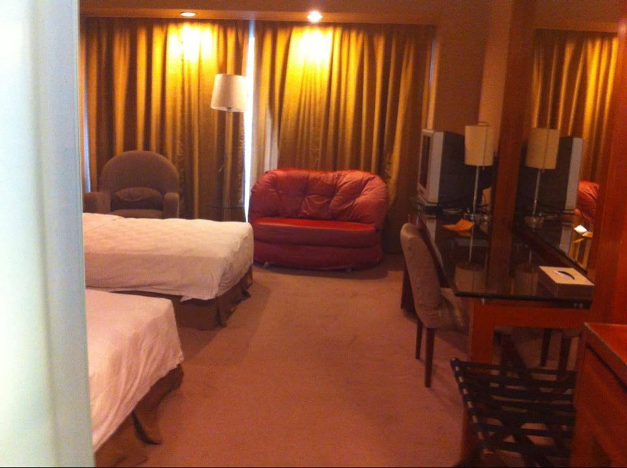 New Times Hotel Shenzhen Railway Station Екстер'єр фото